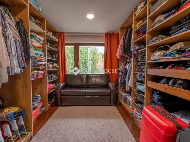 Eladó ház Biatorbágy 440 nm