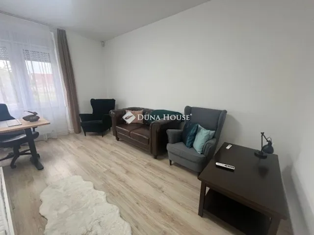 Eladó lakás Pécs, Belváros 122 nm