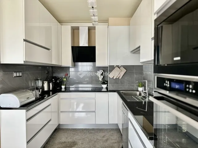 Eladó lakás Pécs 110 nm