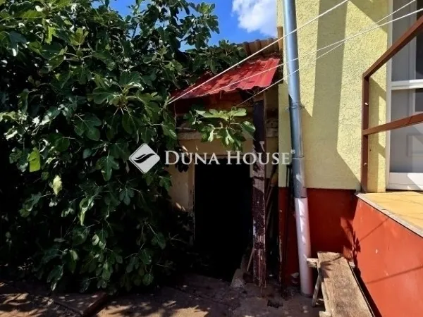 Eladó ház Pécs 45 nm