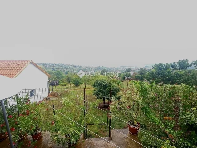 Eladó ház Pécs 45 nm