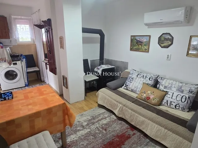 Eladó ház Pécs 45 nm