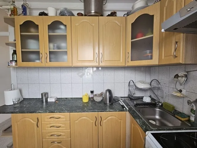 Eladó lakás Pécs, Kertváros 64 nm