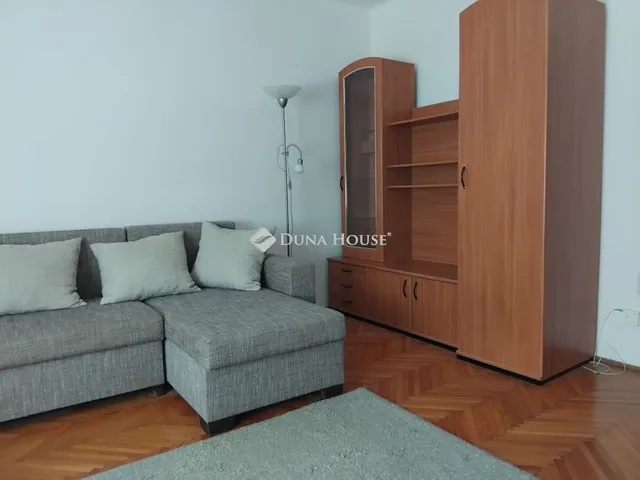 Kiadó lakás Pécs 54 nm