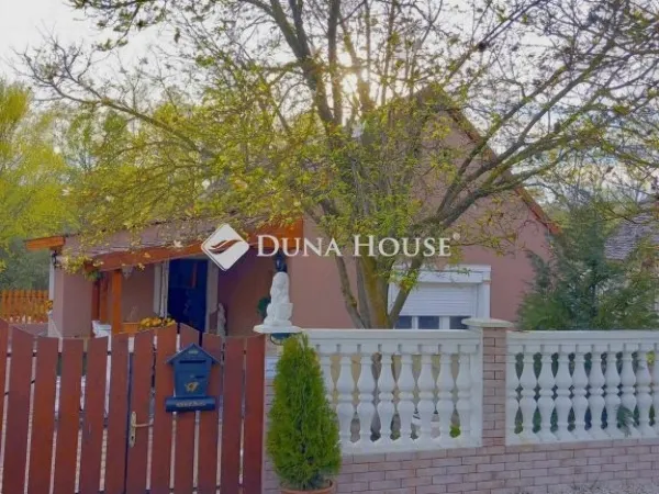 Eladó ház Ellend 50 nm