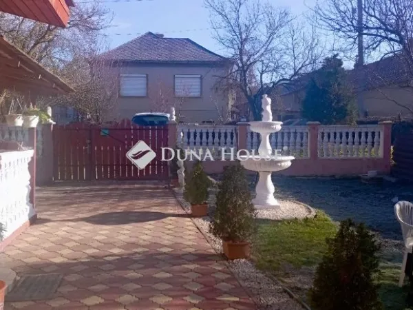 Eladó ház Ellend 50 nm