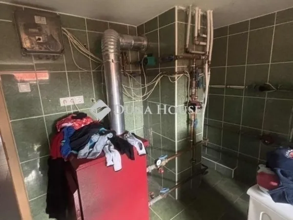 Eladó ház Pécs 376 nm