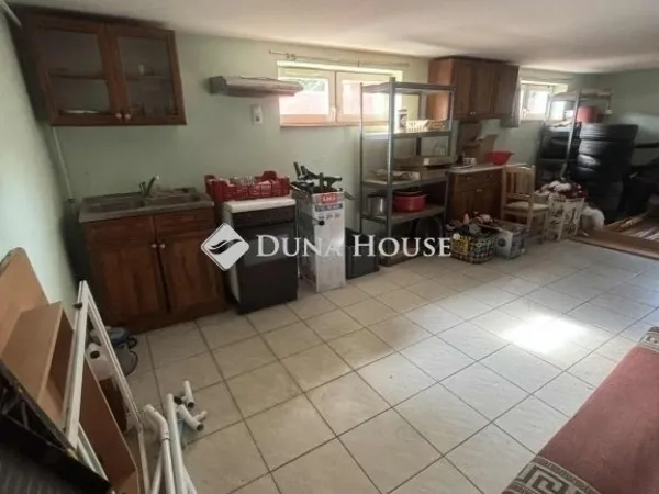 Eladó ház Pécs 376 nm