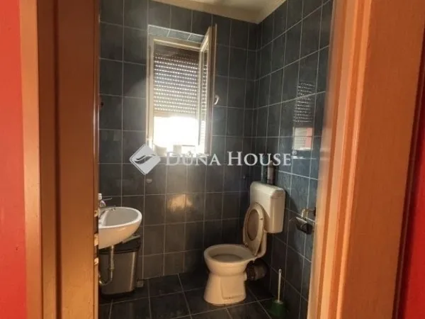 Eladó ház Pécs 376 nm