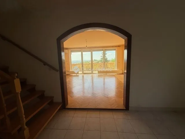 Eladó ház Pécs 200 nm