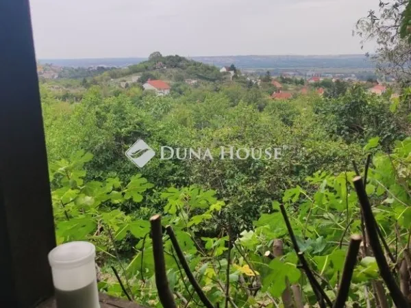 Eladó telek Pécs 852 nm