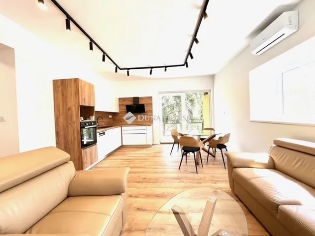 Eladó lakás Pécs, Egyetemváros 67 nm