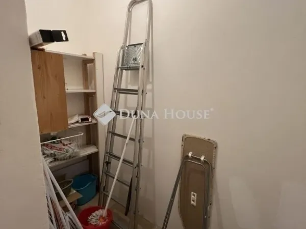 Eladó lakás Pécs 85 nm