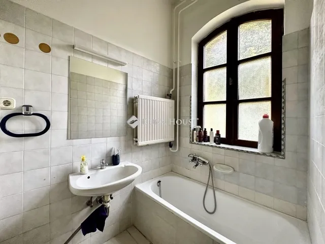 Eladó lakás Pécs 61 nm