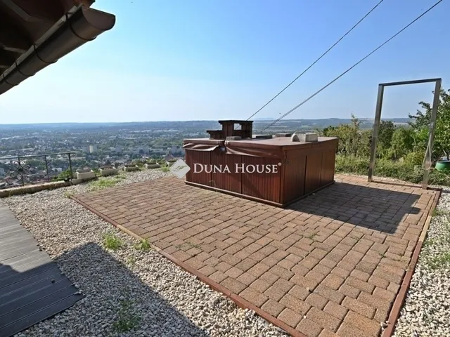 Eladó ház Pécs 147 nm