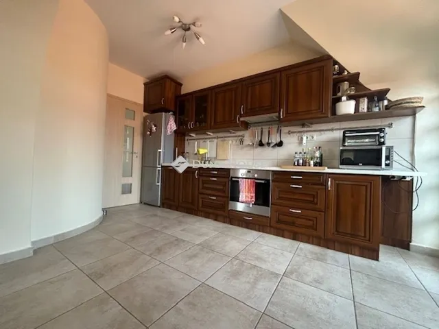 Eladó lakás Pécs, Belváros 102 nm