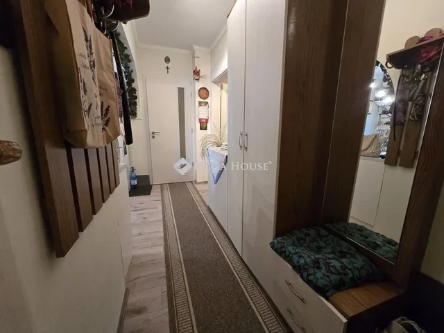 Eladó lakás Pécs 74 nm