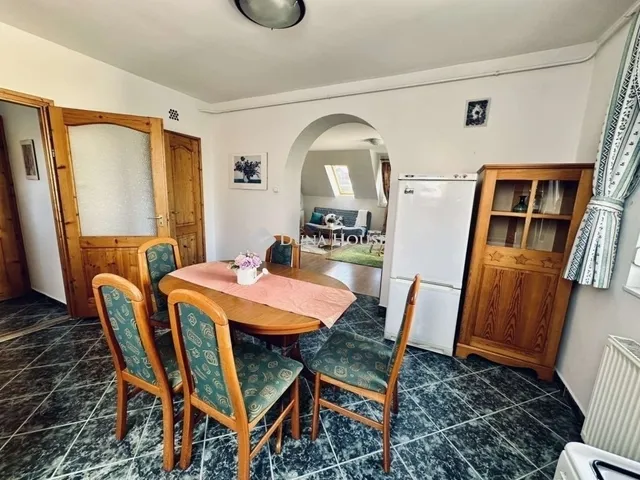 Eladó lakás Pécs 73 nm