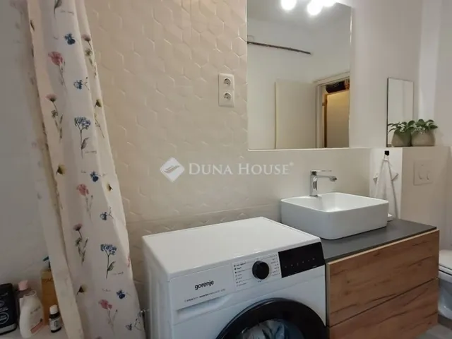 Eladó lakás Pécs 52 nm