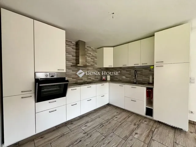 Eladó ház Bóly 143 nm