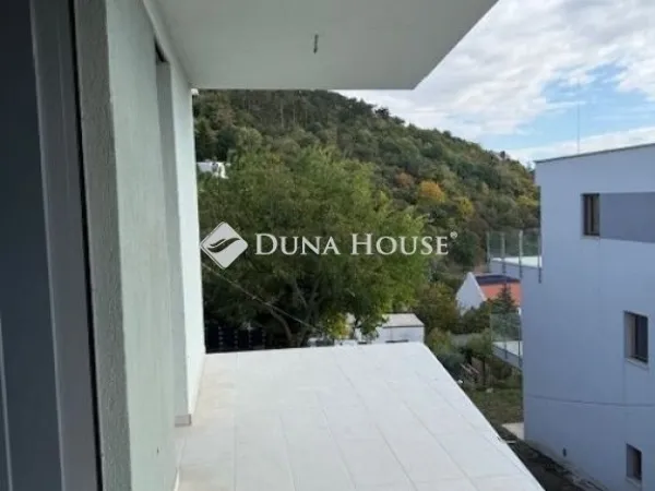 Eladó lakás Pécs, Mecsekoldal 78 nm