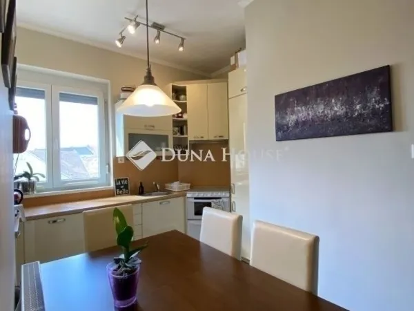 Eladó lakás Pécs 63 nm