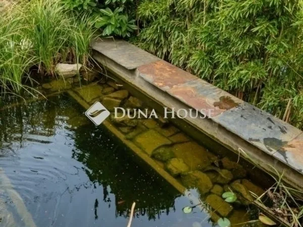 Eladó ház Pécs 300 nm