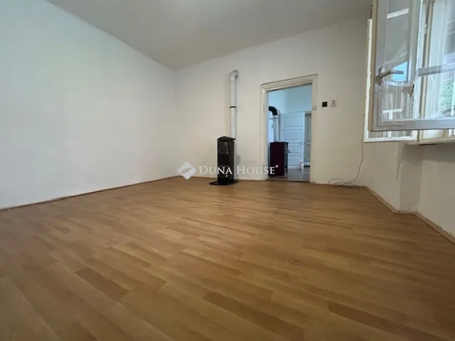 Eladó ház Baksa 70 nm