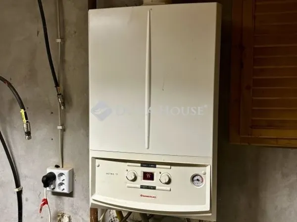 Eladó kereskedelmi és ipari ingatlan Villány 126 nm