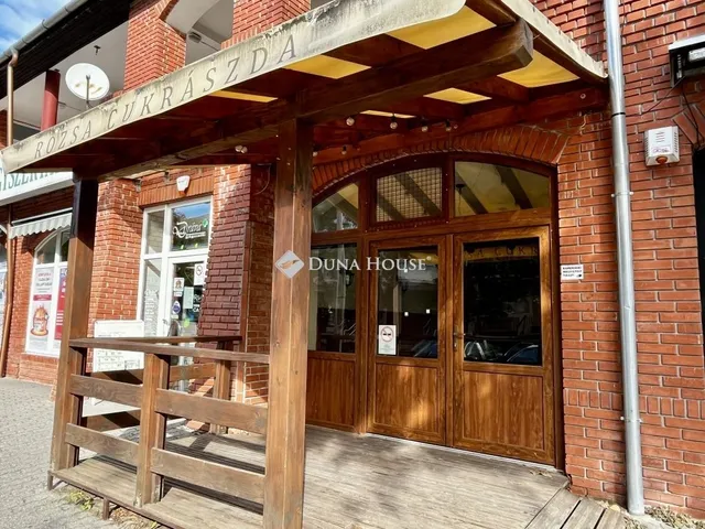 Eladó kereskedelmi és ipari ingatlan Barcs 63 nm