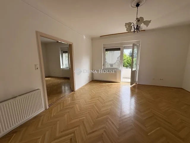 Eladó lakás Pécs, Belváros 105 nm