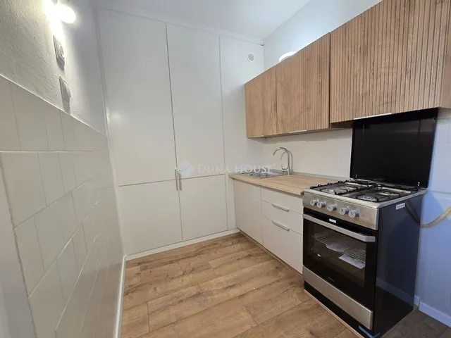 Eladó lakás Pécs, Kertváros 47 nm