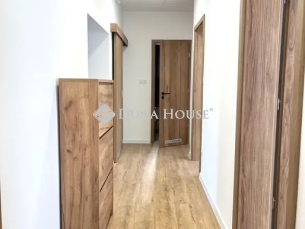 Eladó lakás Pécs 66 nm