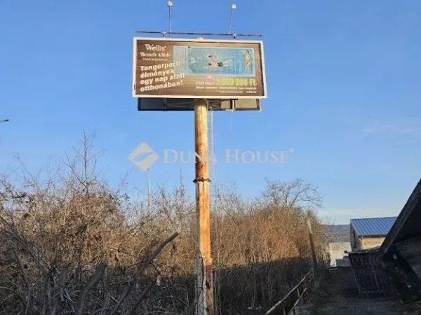 Eladó kereskedelmi és ipari ingatlan Pécs 1500 nm