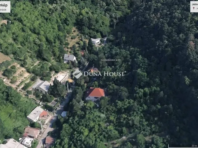 Eladó telek Pécs 2158 nm