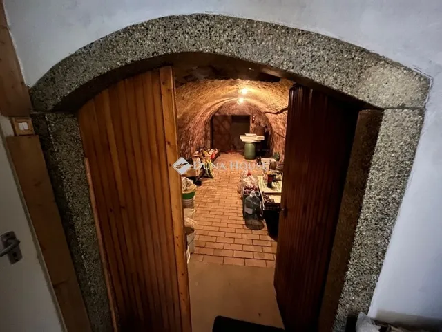 Eladó ház Óbánya 110 nm