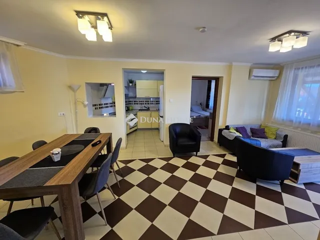 Eladó ház Hévíz 180 nm