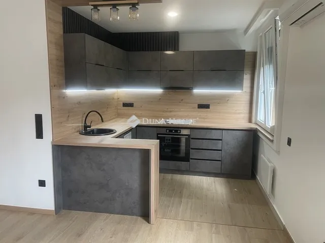 Eladó lakás Pécs, Uránváros 59 nm