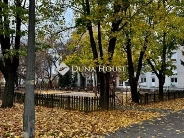 Eladó lakás Pécs, Kertváros 57 nm