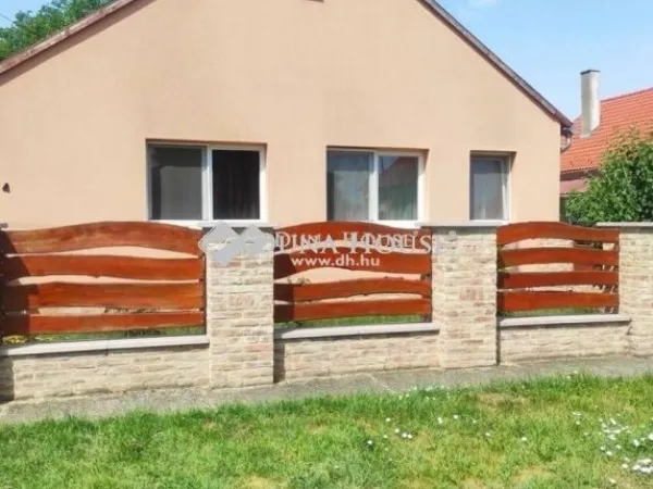 Eladó ház Bicsérd 106 nm