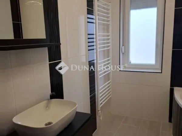 Eladó lakás Szekszárd 55 nm