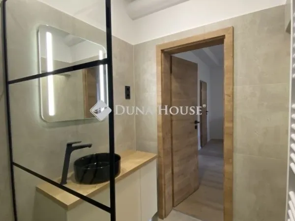 Eladó lakás Pécs, Belváros 48 nm