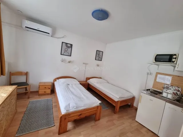 Eladó ház Pécs 330 nm