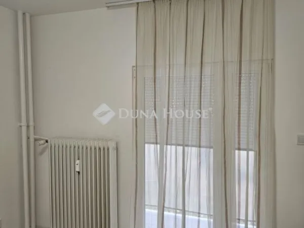 Kiadó lakás Pécs 52 nm