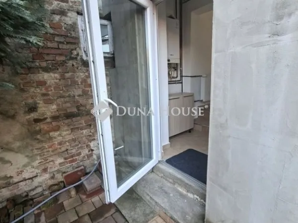 Kiadó ház Pécs 90 nm