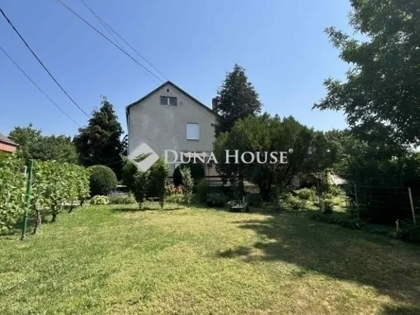 Eladó ház Pécs, Rigóder 134 nm