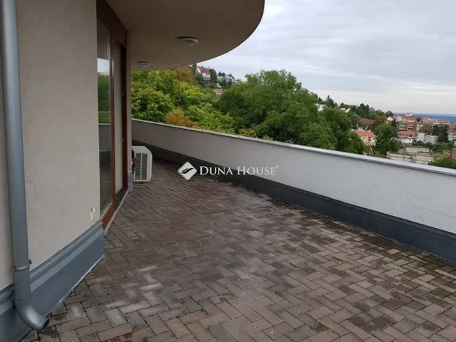 Kiadó lakás Pécs 110 nm