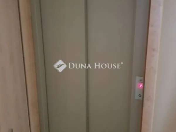 Kiadó lakás Pécs 110 nm