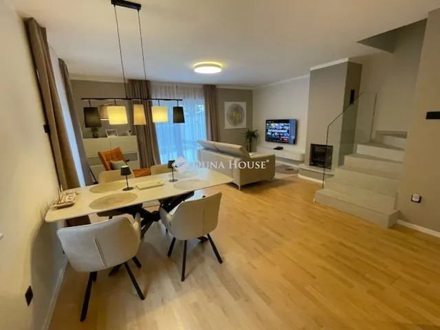 Kiadó lakás Pécs 98 nm