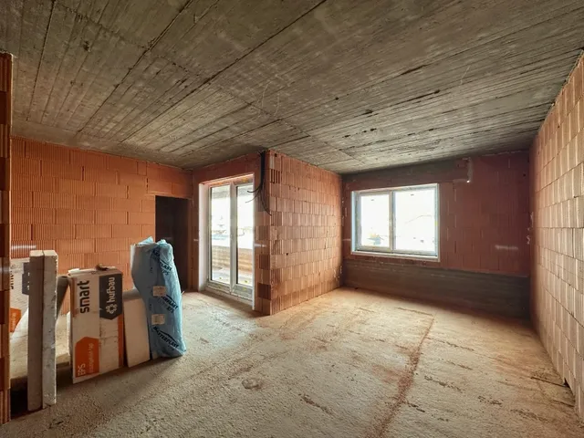 Eladó lakás Kozármisleny 107 nm